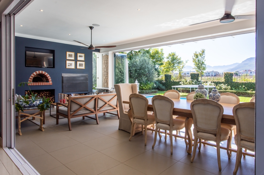 5 Bedroom Property for Sale in Val De Vie Estate Western Cape